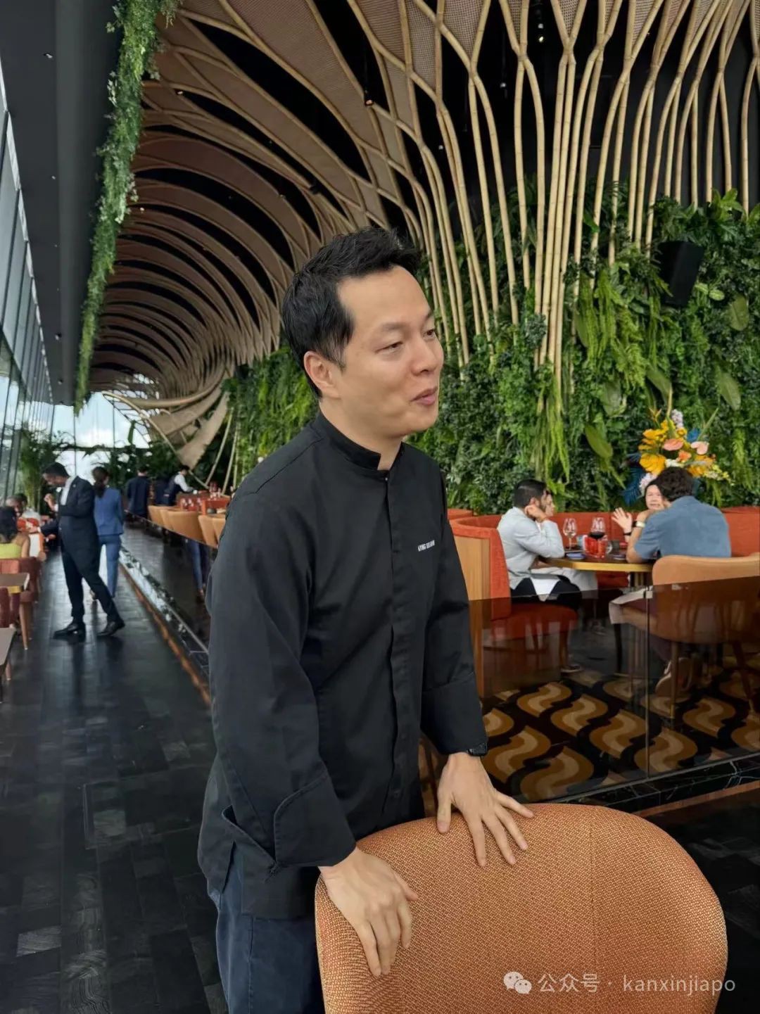 在新加坡CBD的52楼,能吃到什么?