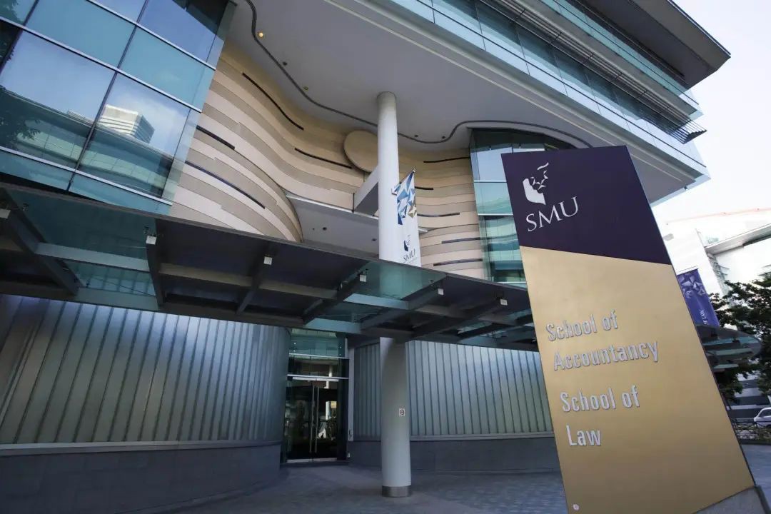 中学毕业来到新加坡,中国男孩高分考上SMU