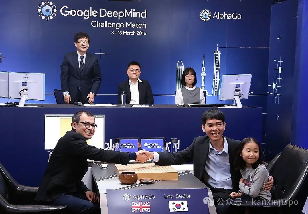 2024诺奖得主童年在新加坡玩出传奇!8岁自学编程,13岁围棋大师,还有华人血统
