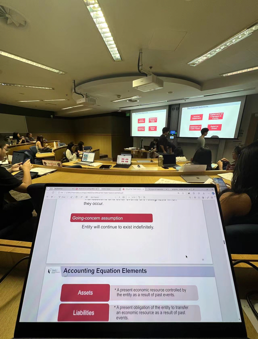中学毕业来到新加坡,中国男孩高分考上SMU