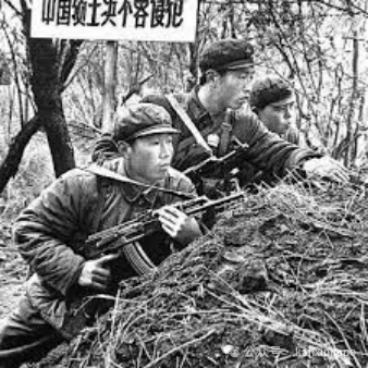 刚听说新加坡“书同文”,就实锤李显龙成了“中国人民的老朋友”