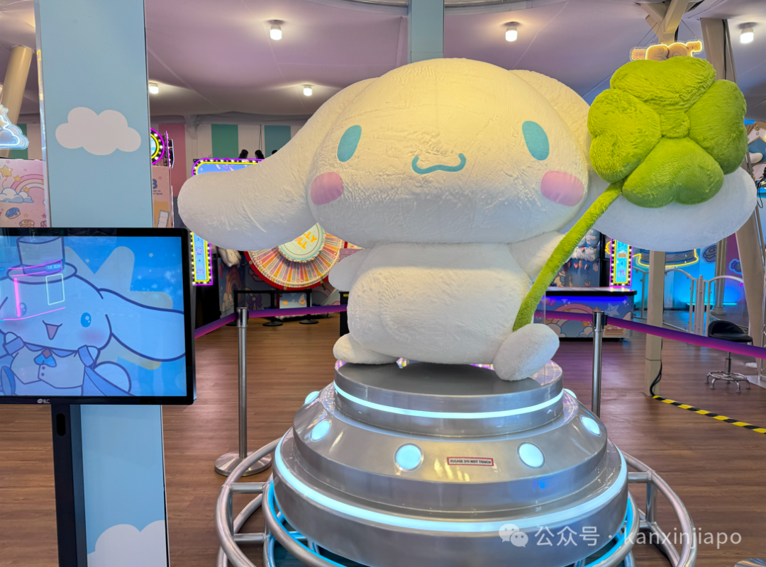 8米高Hello Kitty,首个水上乐园亮相樟宜机场!还有一大波三丽鸥周边...