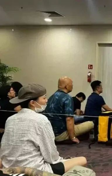 王菲女儿窦靖童低调现身新加坡，禅修之余考察演唱会场地