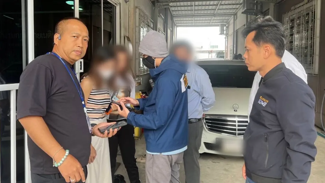 泰国巨骗抛妻弃女，逃往中国！200余人被骗，损失高达75亿！
