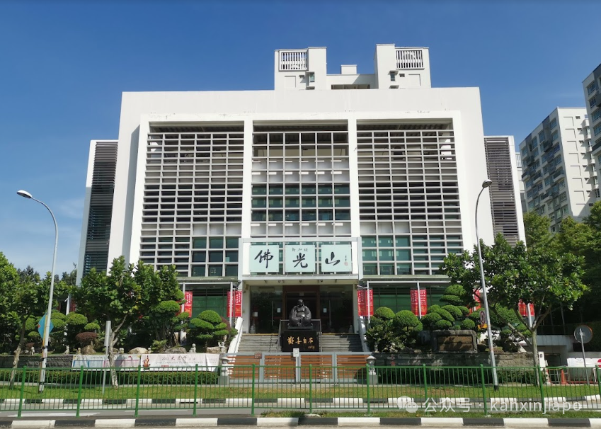 新加坡地摊大佬:屡经火劫重创,却因一幅“无价之宝”开启慈善人生!