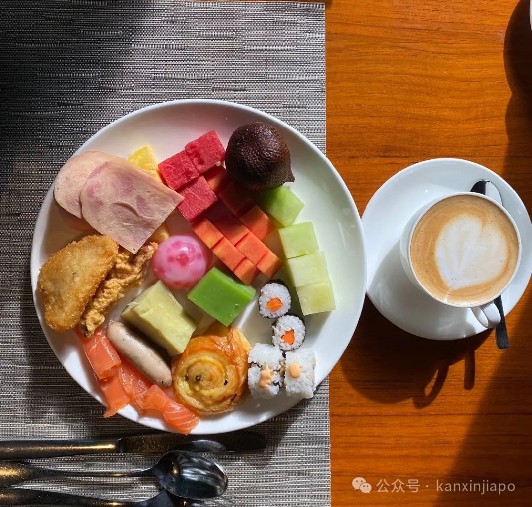 从新加坡去峇厘岛，订酒店、落地签、买手机卡等琐事真不少