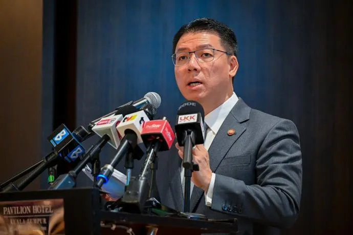 吉隆坡开展取缔中文招牌行动，影响很严重！