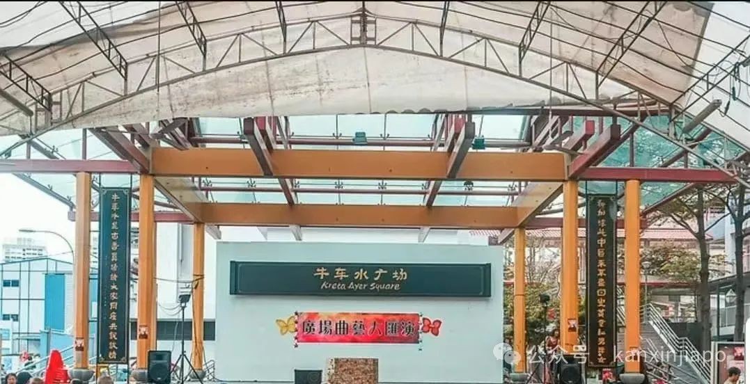 全球华人的春联情结，新加坡牛车水的对联最值得推敲