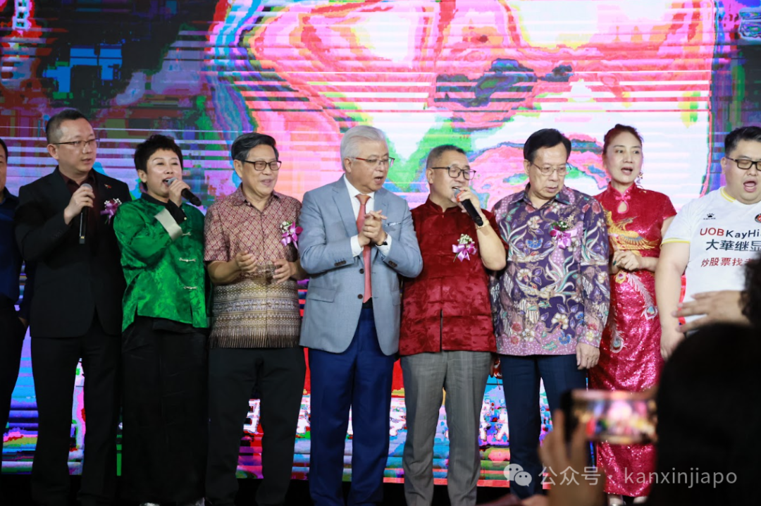 新加坡陕西会春节联谊会太燃了！艺术表演、抽奖颁奖精彩不停