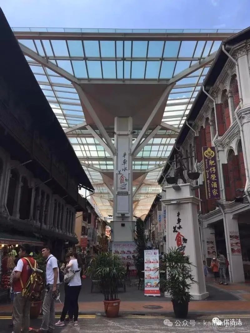 全球华人的春联情结，新加坡牛车水的对联最值得推敲