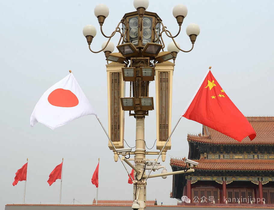 过去一百年的春节期间,新加坡华人都关心些什么?
