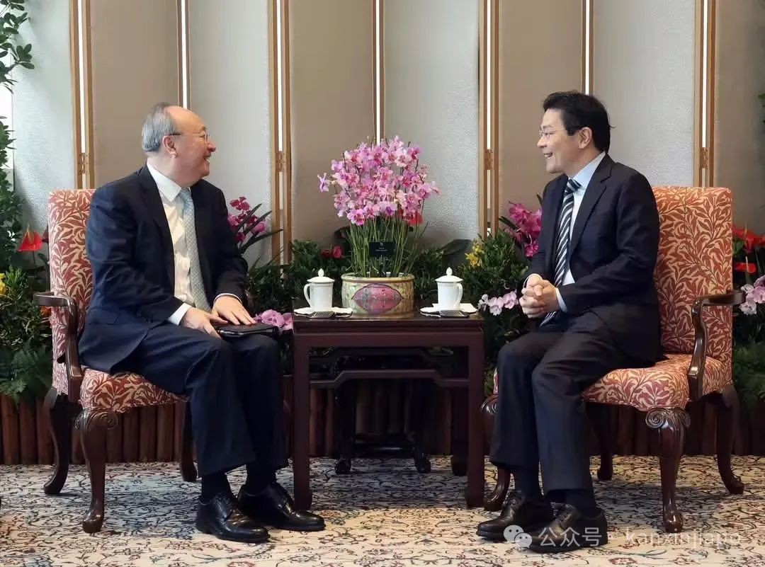在新加坡偶遇家乡父母官,而且还是副国级