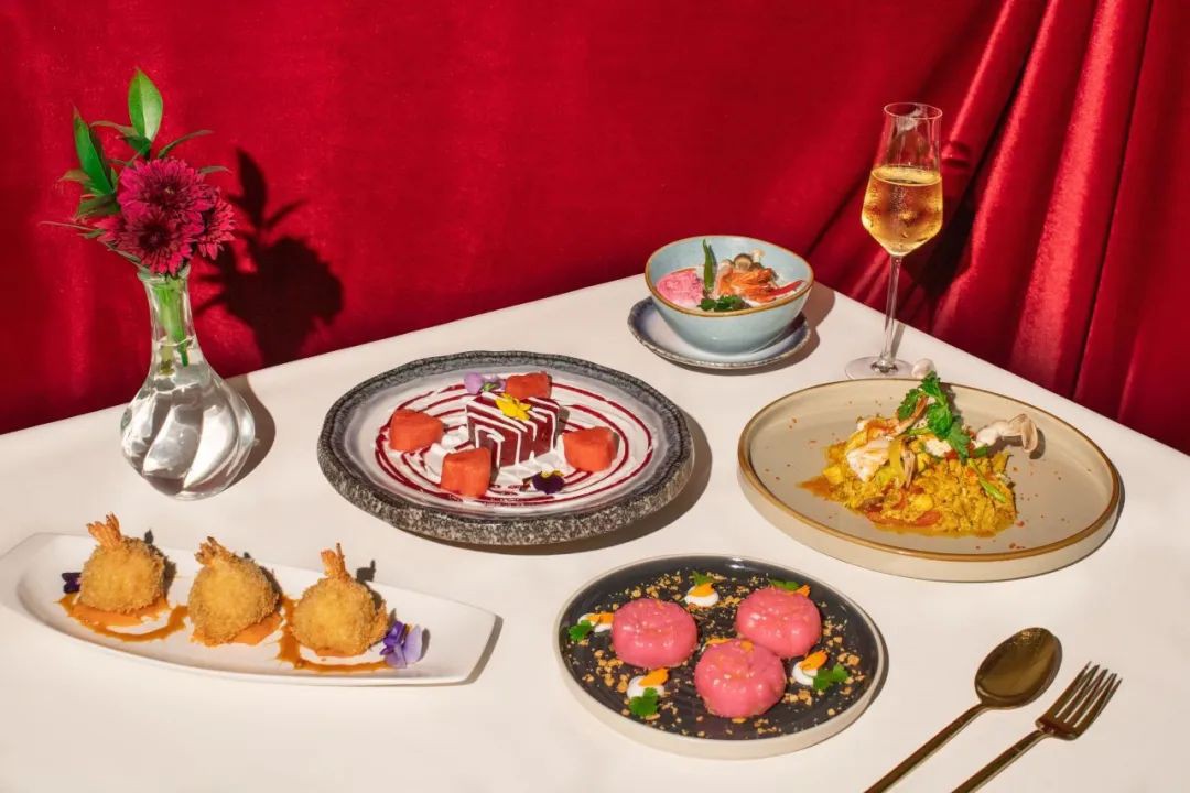 情人节餐厅推荐:新加坡最浪漫的美食约会地,西餐、日料、泰餐一网打尽!