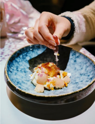 情人节餐厅推荐:新加坡最浪漫的美食约会地,西餐、日料、泰餐一网打尽!