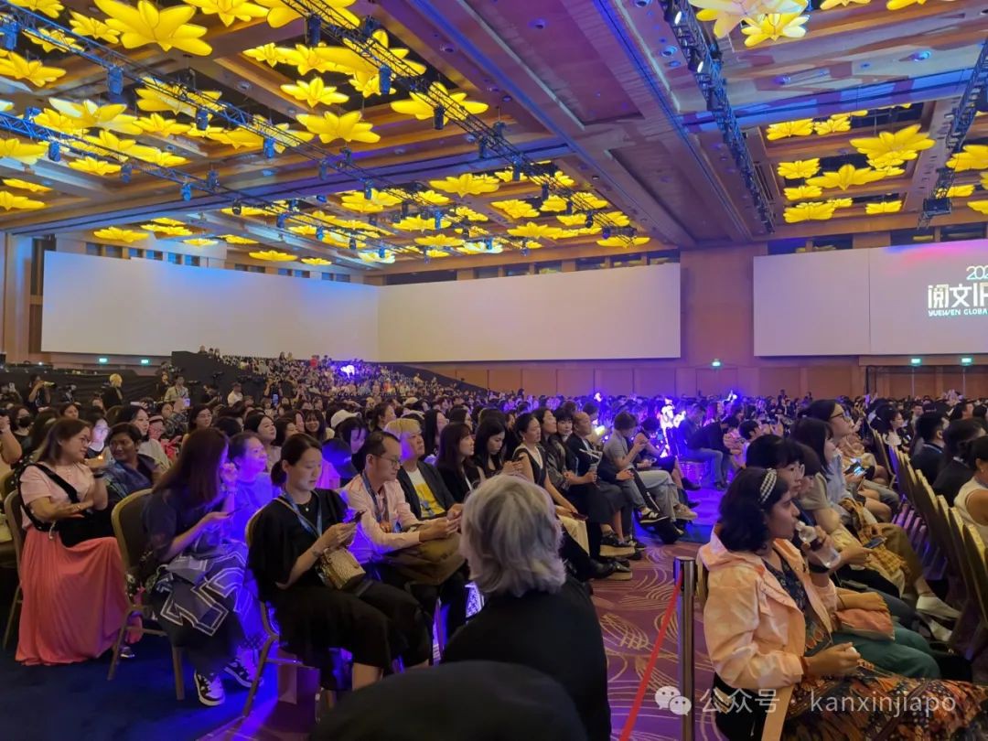现场直击!王鹤棣张若昀李沁在新加坡的红毯杀疯了