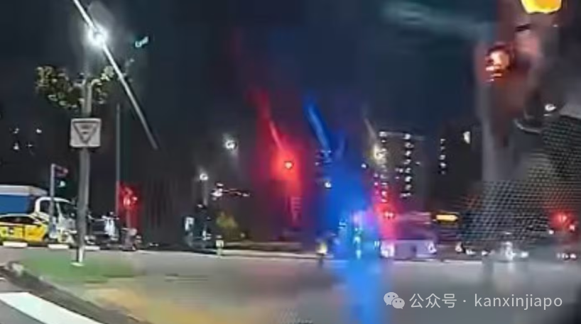 新加坡老人巴士上摔倒不幸离世，家属急寻目击者！