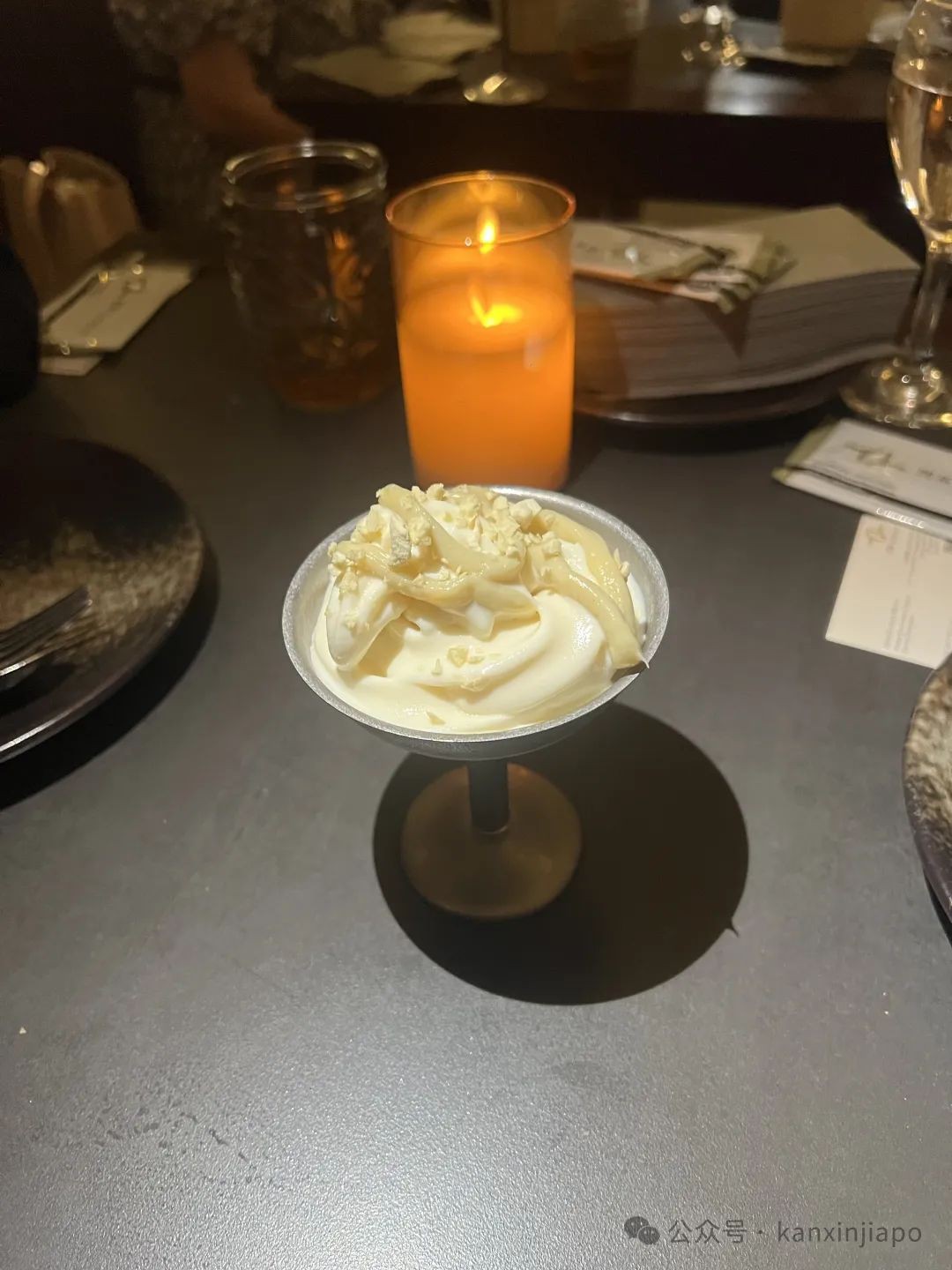环保+美味双Buff!新加坡这家洞穴餐厅,连菜单都是蘑菇做的