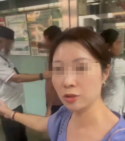 新移民妈妈地铁怒擒色狼!喊话全岛姐妹:在新加坡,我们不用忍!