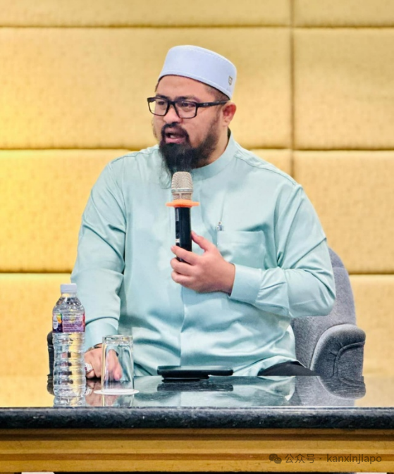 还有一个是马来西亚人苏克里（Mohamed Sukri Omar），他是马来西亚伊斯兰党雪兰莪州青年团团长。他转发了楚菲卡的帖文