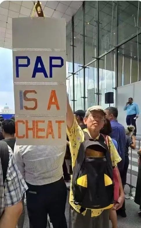 反对党：婚外情！洗钱！贪污！买不起房！新加坡要沦为乞丐国度！