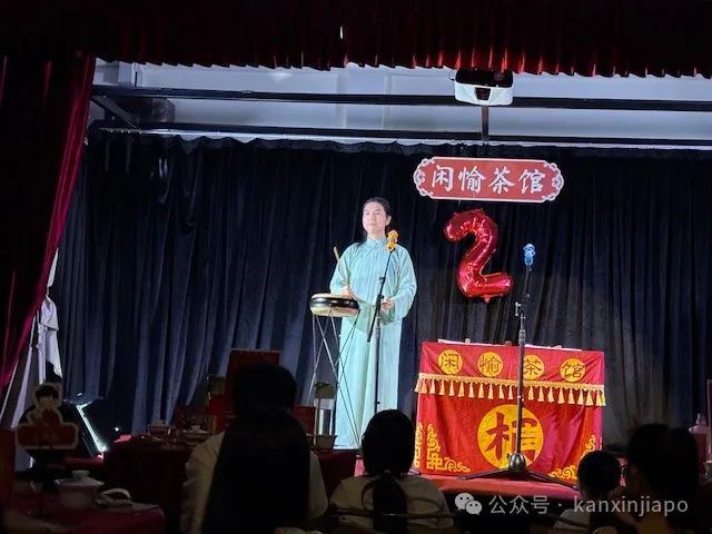 在西京都欣赏“闲愉茶馆”,感受相声的魅力