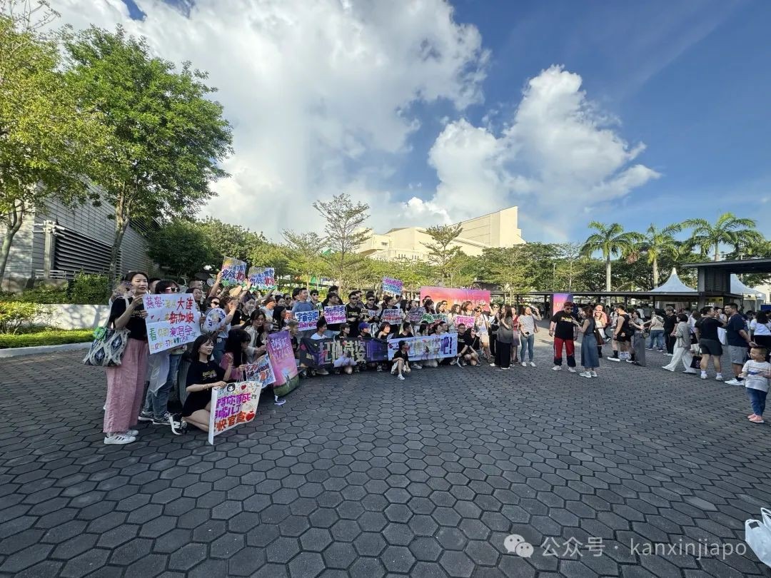 10年首唱!直击孙燕姿新加坡演唱会:7000人合唱震碎天花板,现场出现林俊杰?