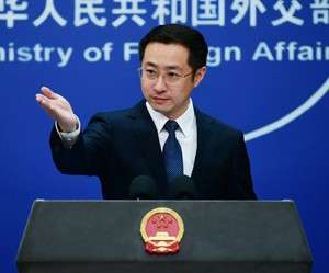 中国外交部发言人林剑在例行记者会上对黄循财和PAP的胜利表示祝贺。