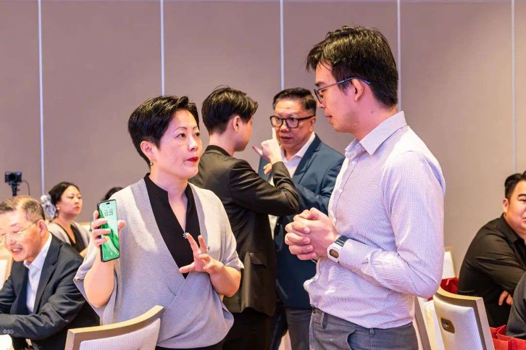 一眨眼,竟已40年!新中往来的这条航线,你坐过吗?