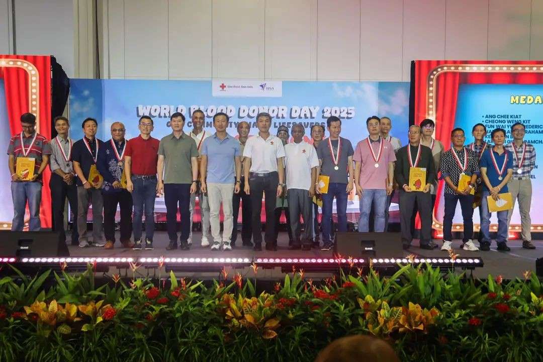 应对老龄化血液需求，新加坡首次捐血年龄限制提至65岁
