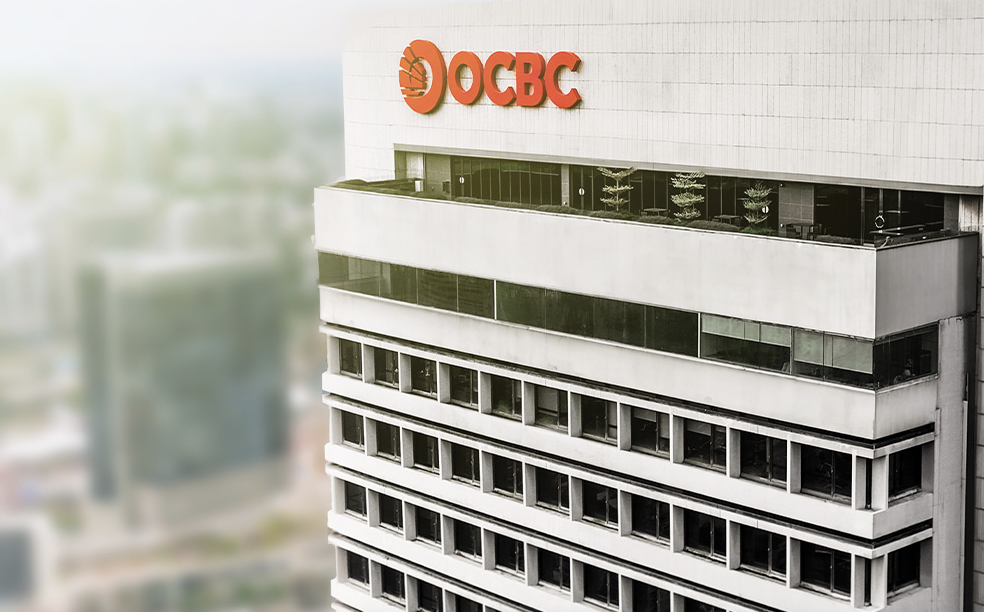 收益直降0.85%,华侨银行8月再降息,10万存款一年少拿850新币!
