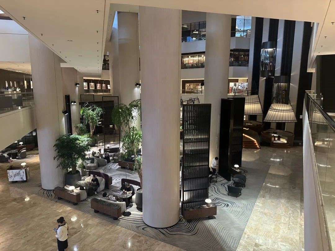 新加坡河、小印度、板球俱乐部...水彩大师白荣盛《时代印迹》画展带你重游经典