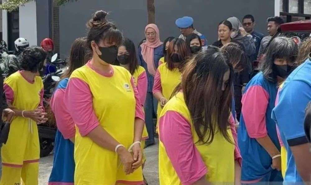 震惊！新加坡“丧尸电子烟”进校园、贩卖婴儿黑市同步曝光
