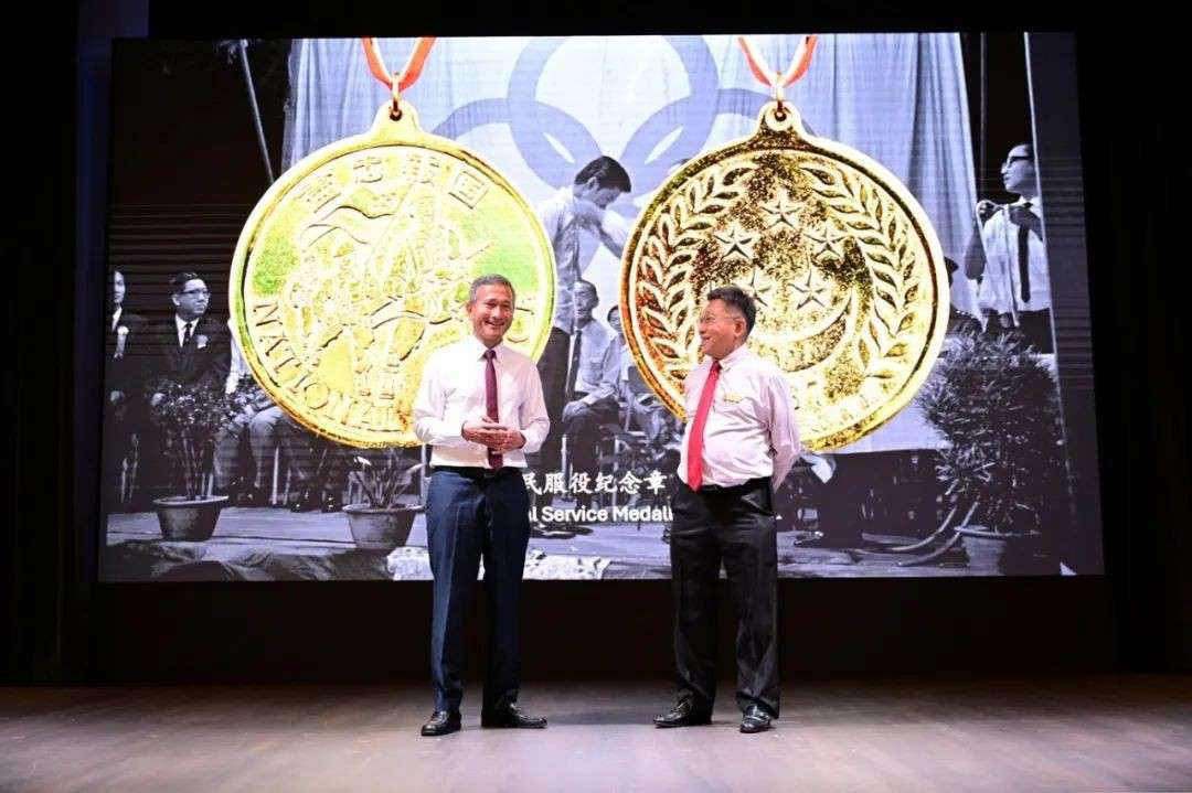 新加坡这么小,抵抗有什么用?挡得住吗?