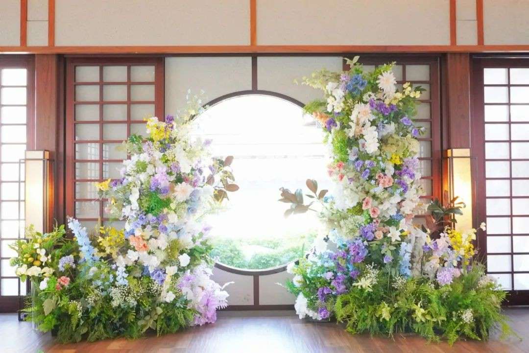 在新加坡做花艺，养得活自己吗？切尔西花展金奖得主直呼：花材贵到怀疑人生！