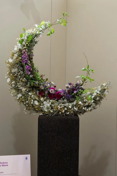 在新加坡做花艺，养得活自己吗？切尔西花展金奖得主直呼：花材贵到怀疑人生！