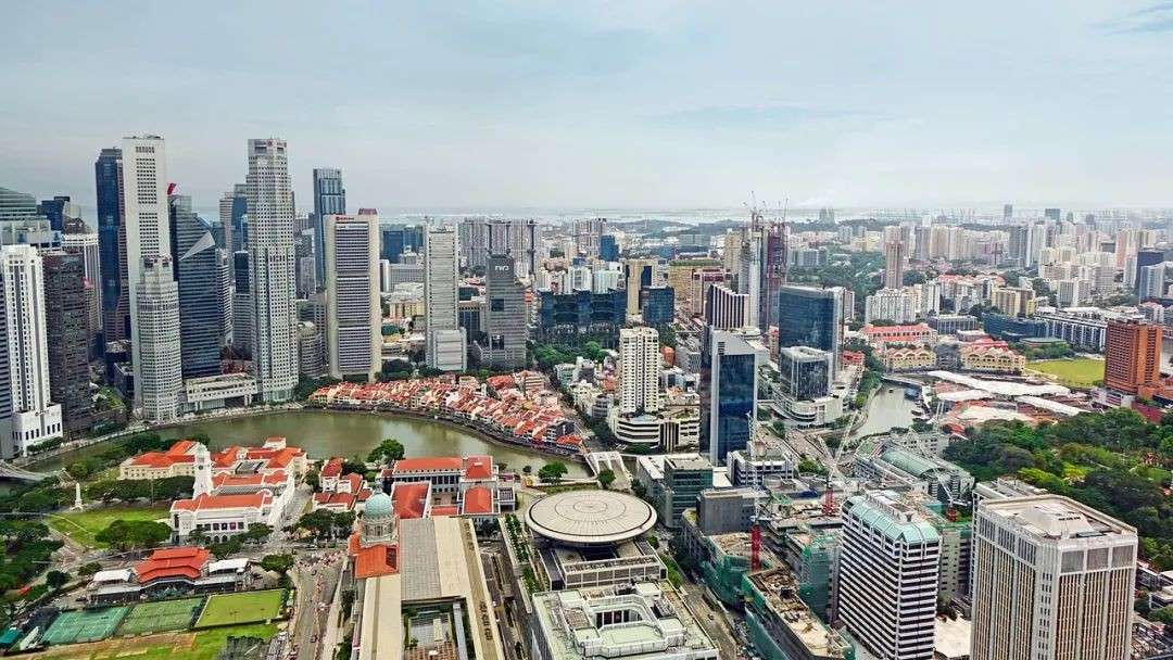 新加坡被迫选边站？前外长罕见发声：20年后选中国！