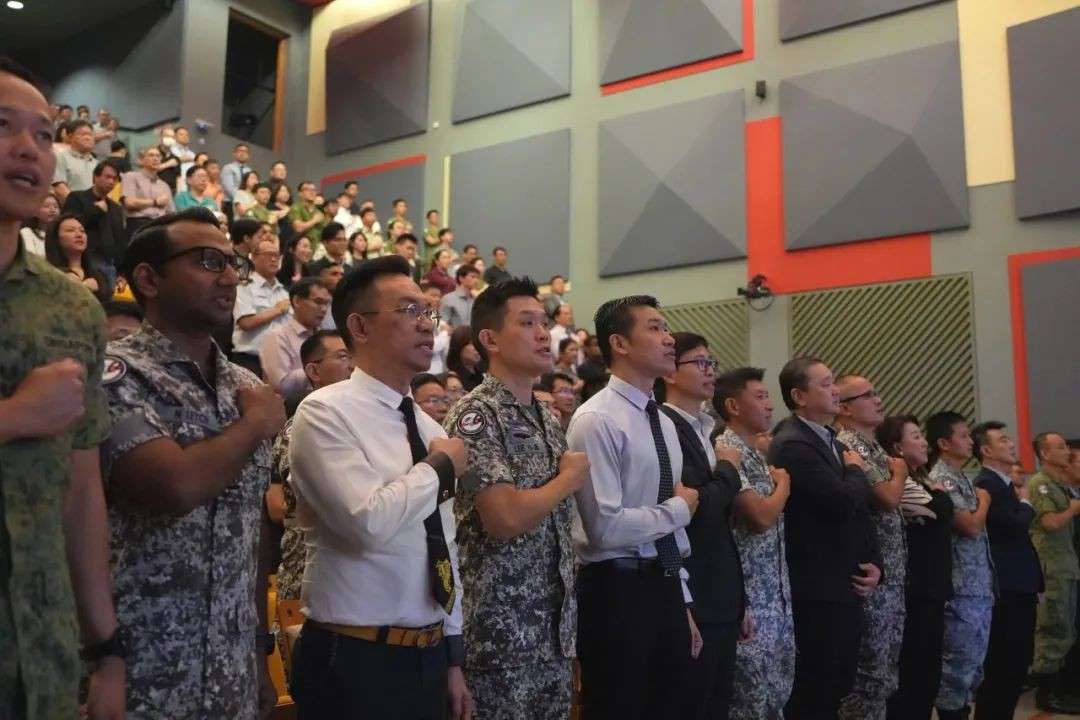 新加坡这么小,抵抗有什么用?挡得住吗?