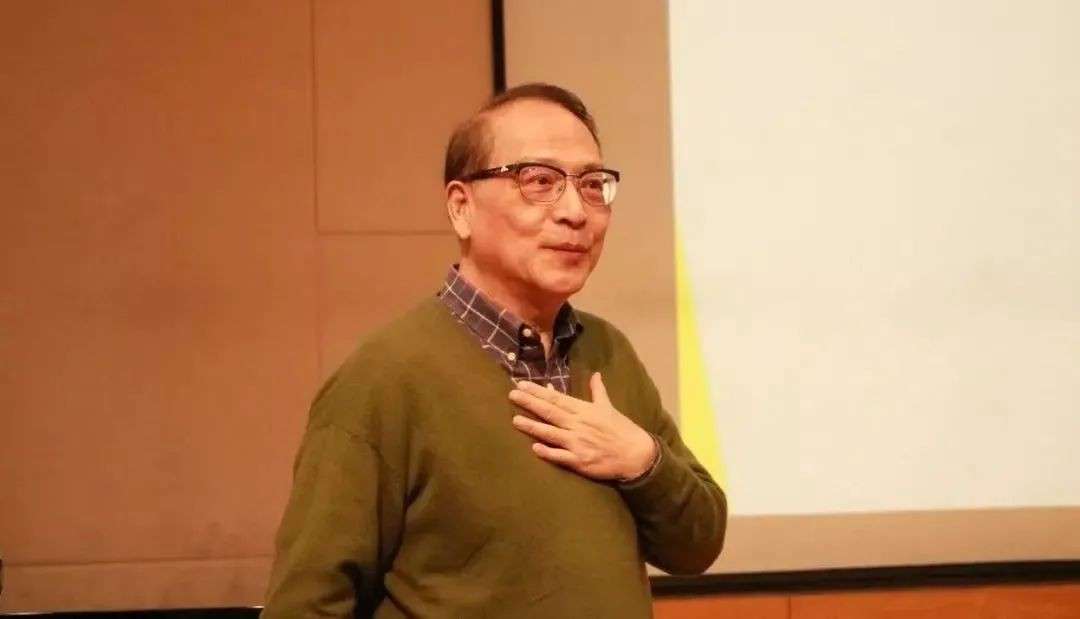 新加坡声乐大师好声音课公益开讲
