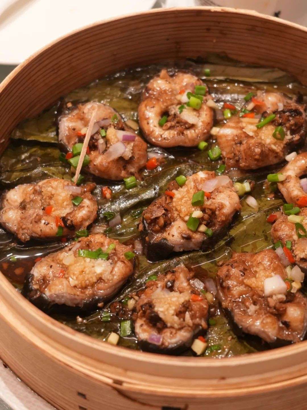 在新加坡莆田,吃顺德来的鳗鱼