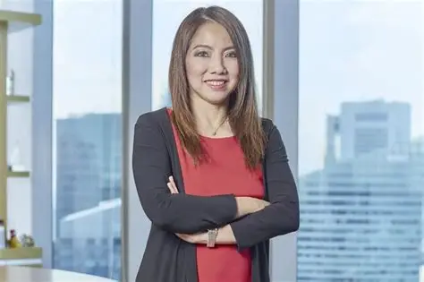 新加坡两人杀入全球商界权力榜！星展女总裁碾压华尔街大佬！