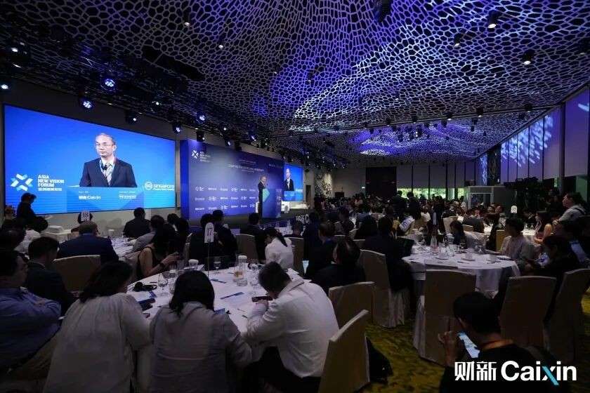 中国驻新加坡大使曹忠明:中国与东盟正迎来一个“天时”、“地利”、“人和”的有利时期