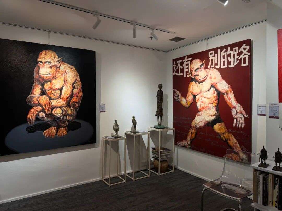 华庆全新个展《华庆的花朵》在新加坡开幕，他是第一位入驻圆明园的画家