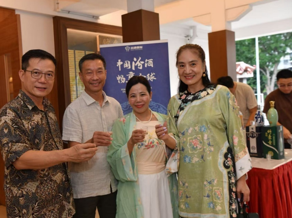我家四代人,代代有中国情缘