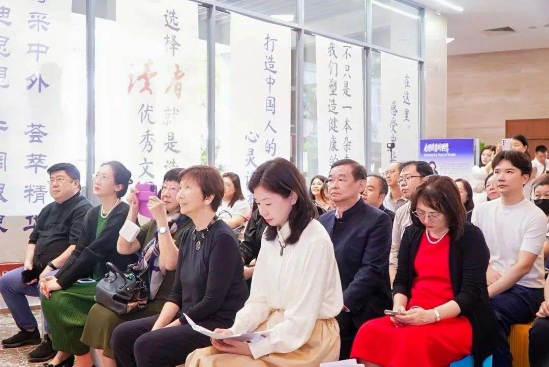 “几代人的记忆,终于来新加坡了!”第一视角带你走进《读者》的世界!