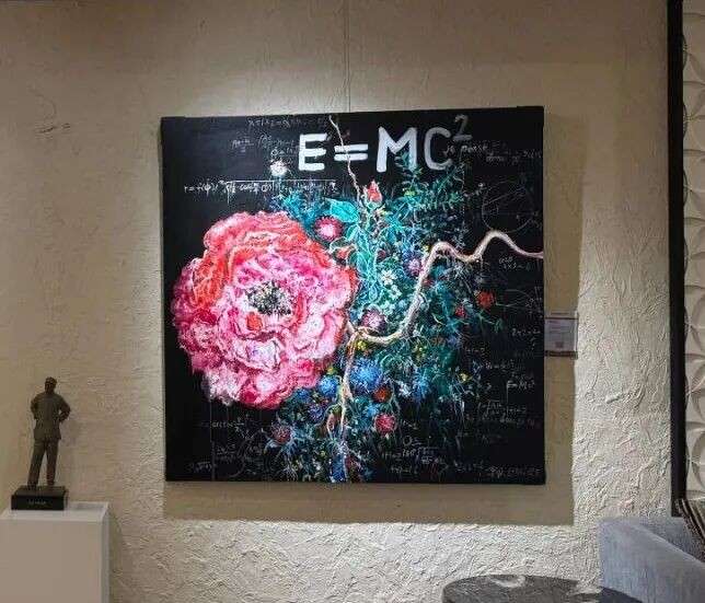 华庆全新个展《华庆的花朵》在新加坡开幕,他是第一位入驻圆明园的画家