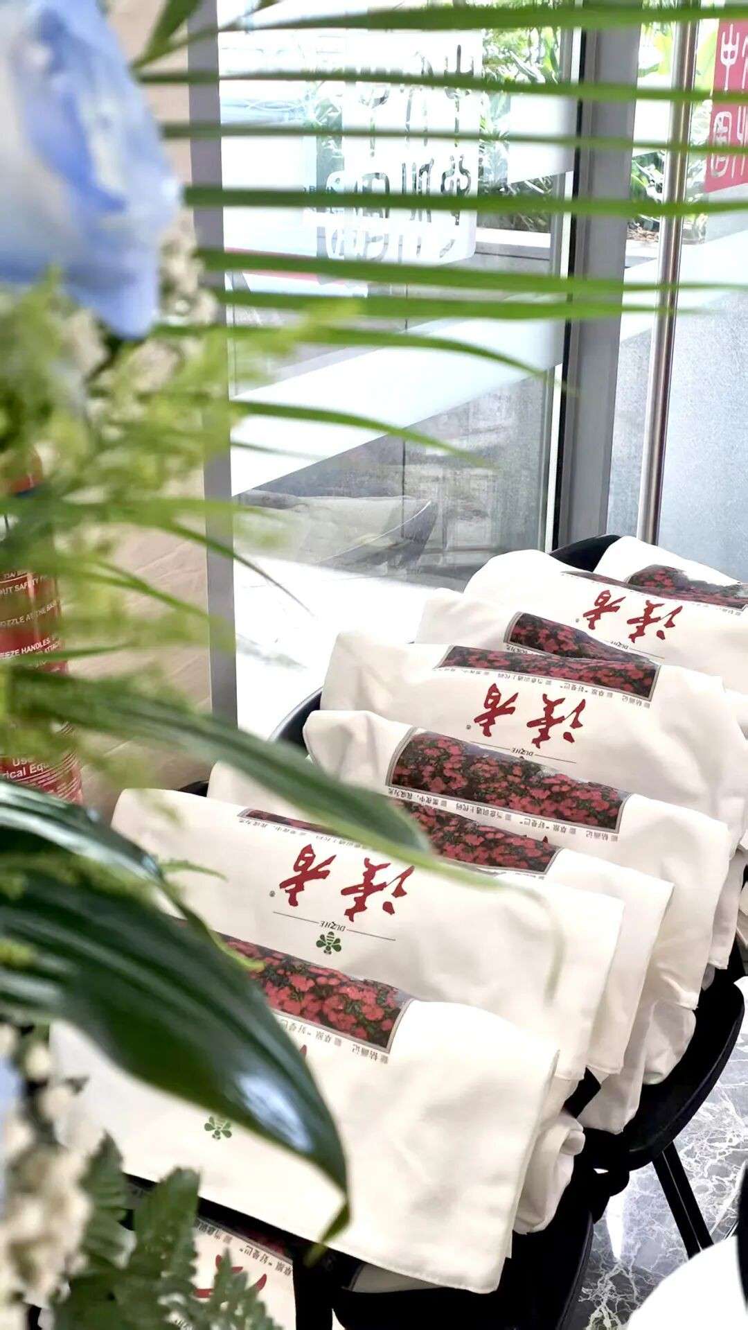 “几代人的记忆,终于来新加坡了!”第一视角带你走进《读者》的世界!