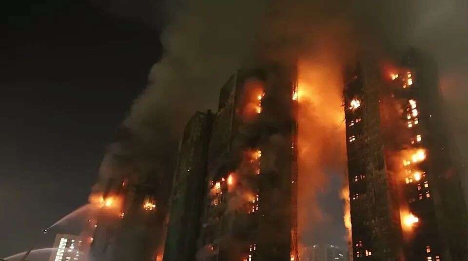 香港最严重火灾55人死，37岁殉职消防员妻已怀孕，全港哀痛