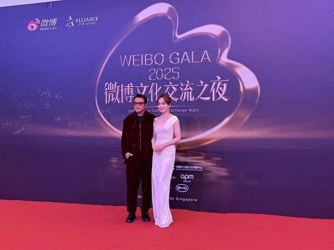 现场直击!任嘉伦、刘雨昕、刘轩丞明星红毯生图暴击,今天的新加坡星光拉满!