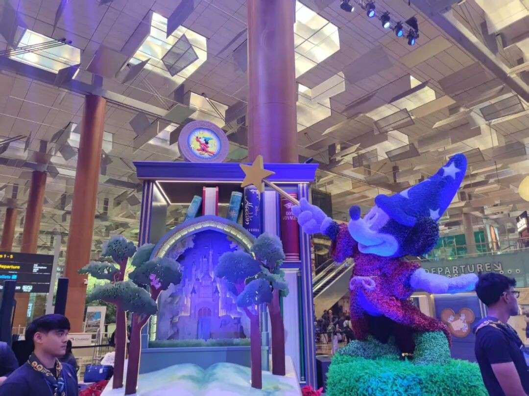 迪士尼游轮正式登陆樟宜！ 6米巨船+海底世界，打卡、DIY、嘉年华、限量周边一次玩爽！