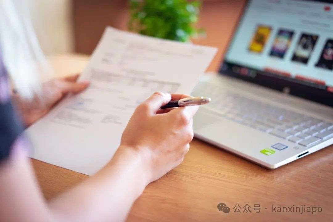 工作准证从SP转换成WP需要回中国吗？